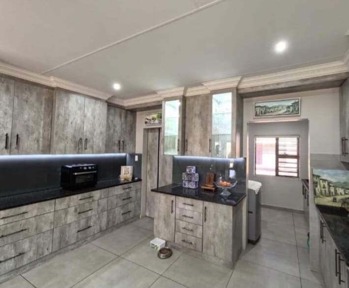 3 Bedroom Property for Sale in Hillcrest Northern Cape
